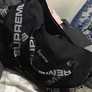 Supreme duffel bag